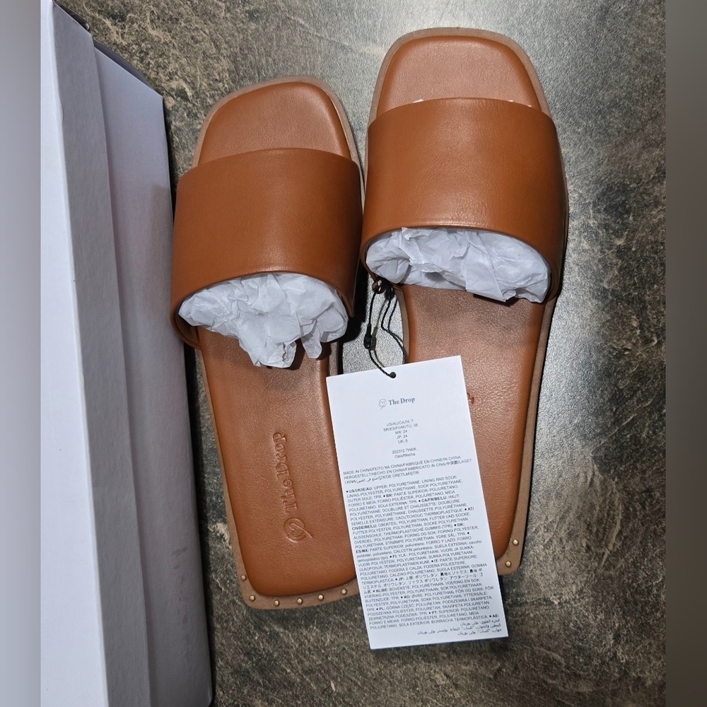 The Drop Women's Oslo One Band Sandal, Mocha #735, 736, 737 - Picture 4 of 12